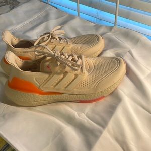 Adidas Ultraboost Sneakers